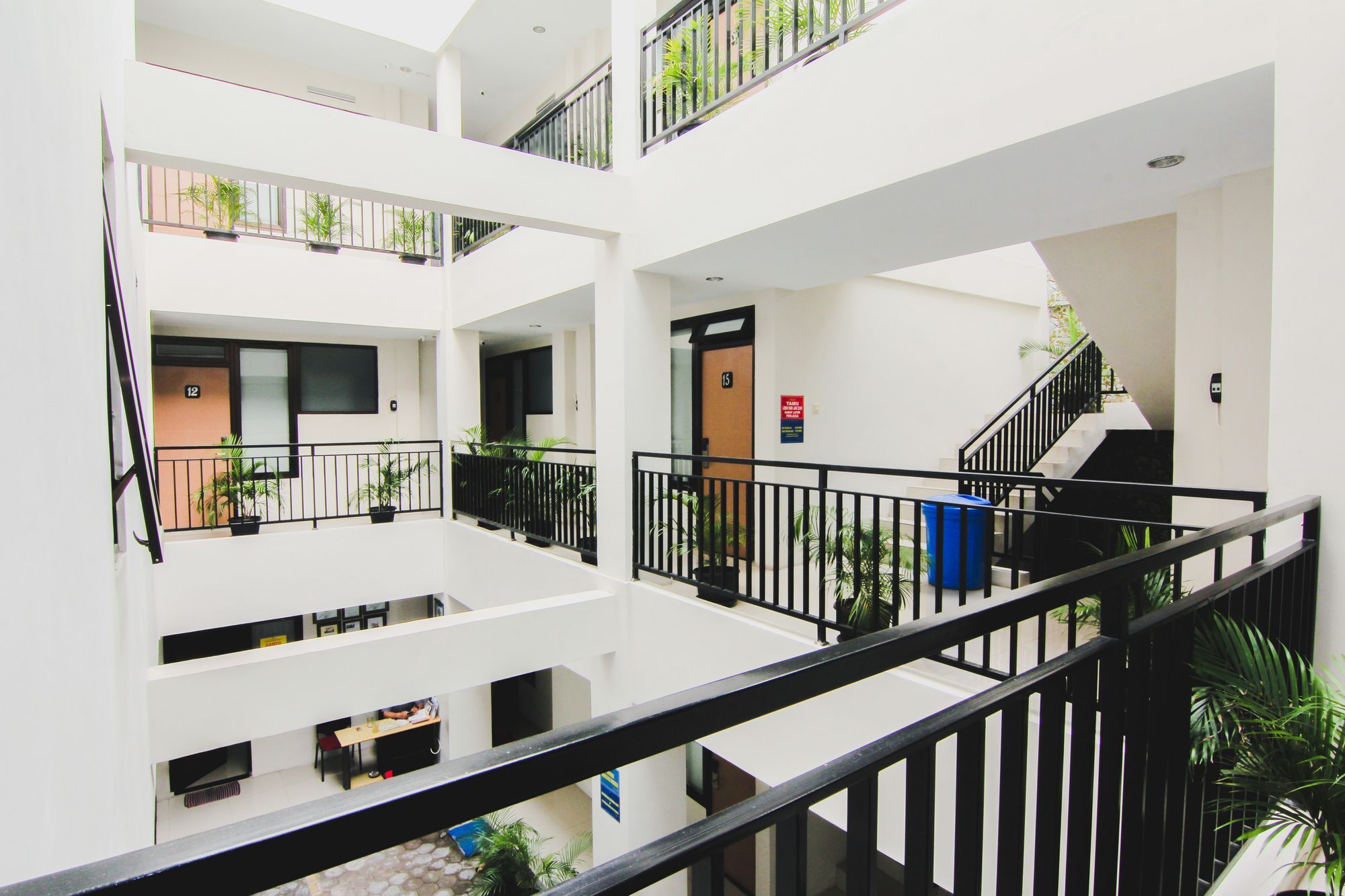 D'Paragon Seturan 3 Maguwo Exterior photo
